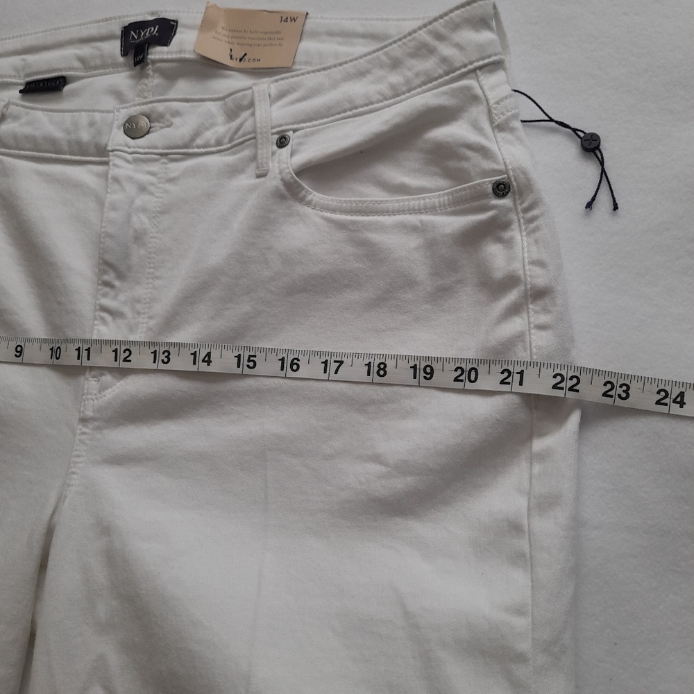 New NYDJ Lift X Tuck Technology High-Rise Wide Leg Jeans/pants - Picture 9 of 15